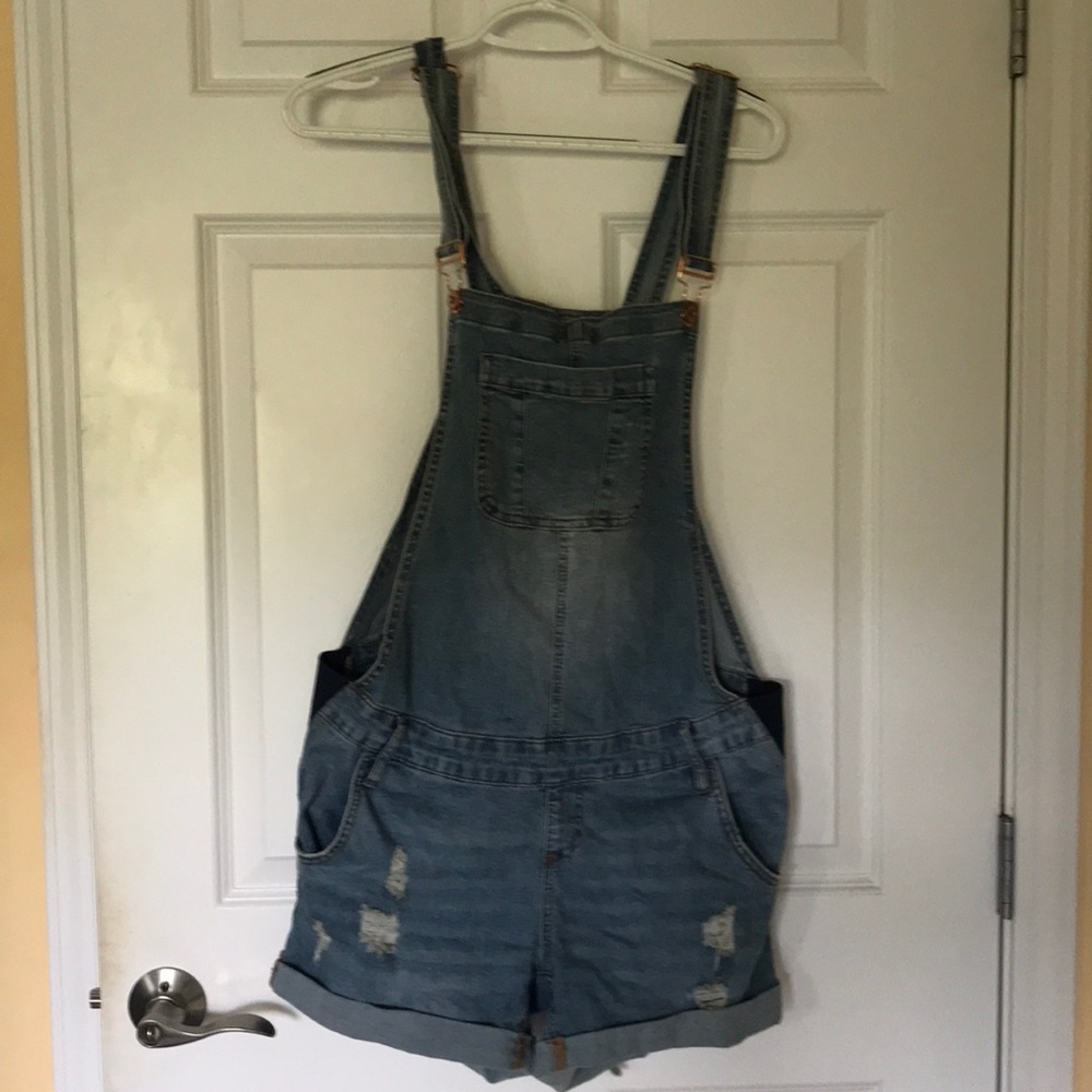 Maternity overalls